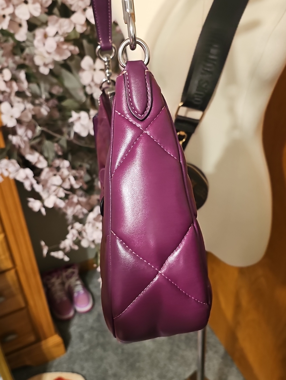 Coach Teri Hobo Bag - Picture 6 of 13